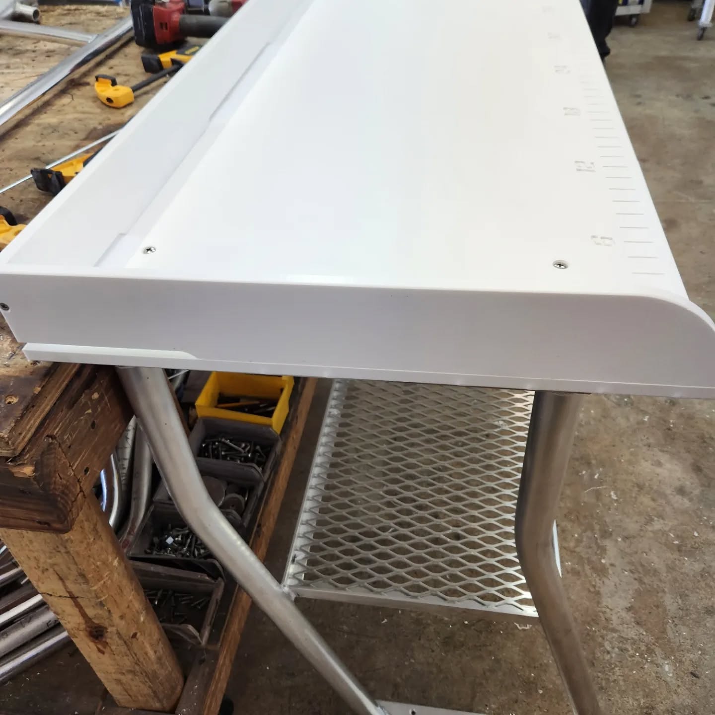 Fillet Table 48x21 (2)