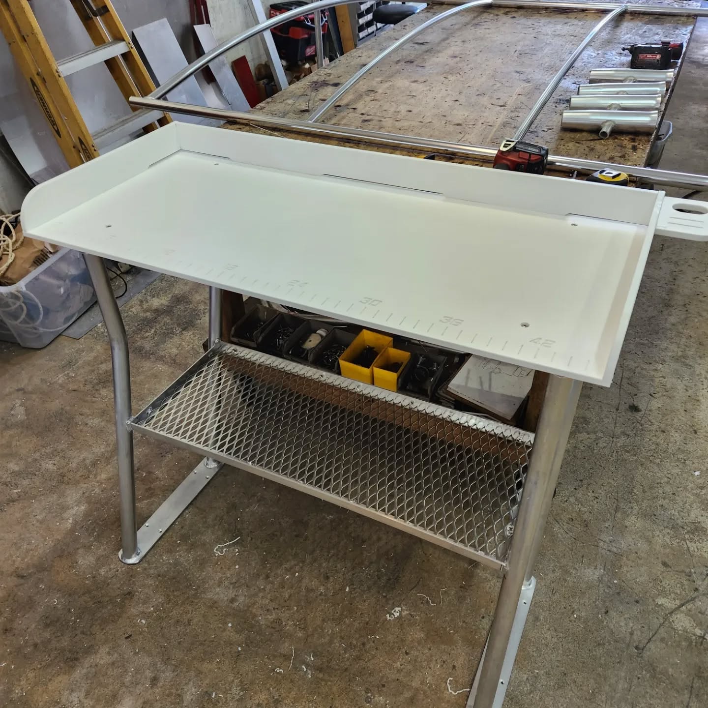 Fillet Table 48x21 (4)