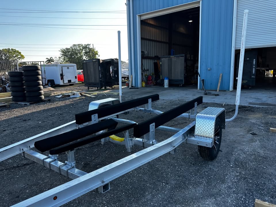 15-21' 3,750 SINGLE AXLE ALL ALUMINUM (3)