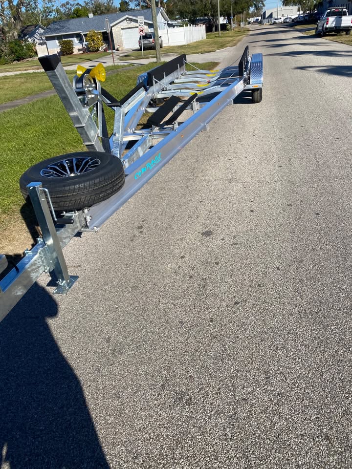 2025 18K 28-35' TRIPLE AXLE ALL ALUMINUM boat trailer (6)