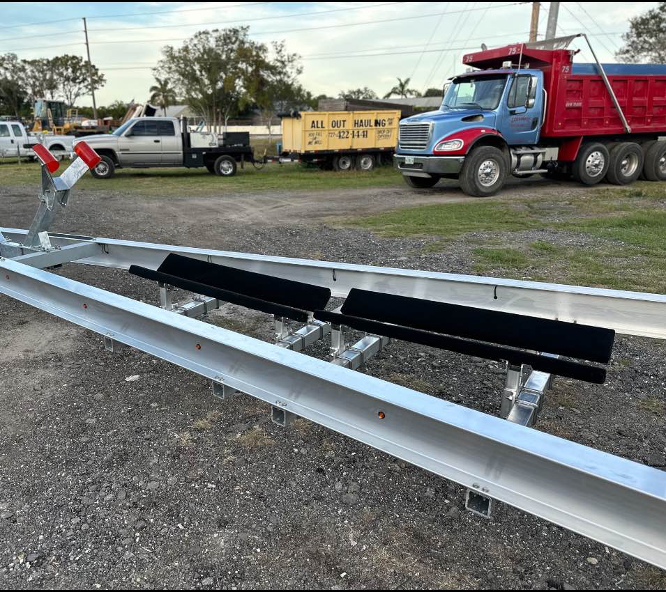 2025 BRAND NEW 21K BOAT TRAILER TRIPLE AXLE (4)